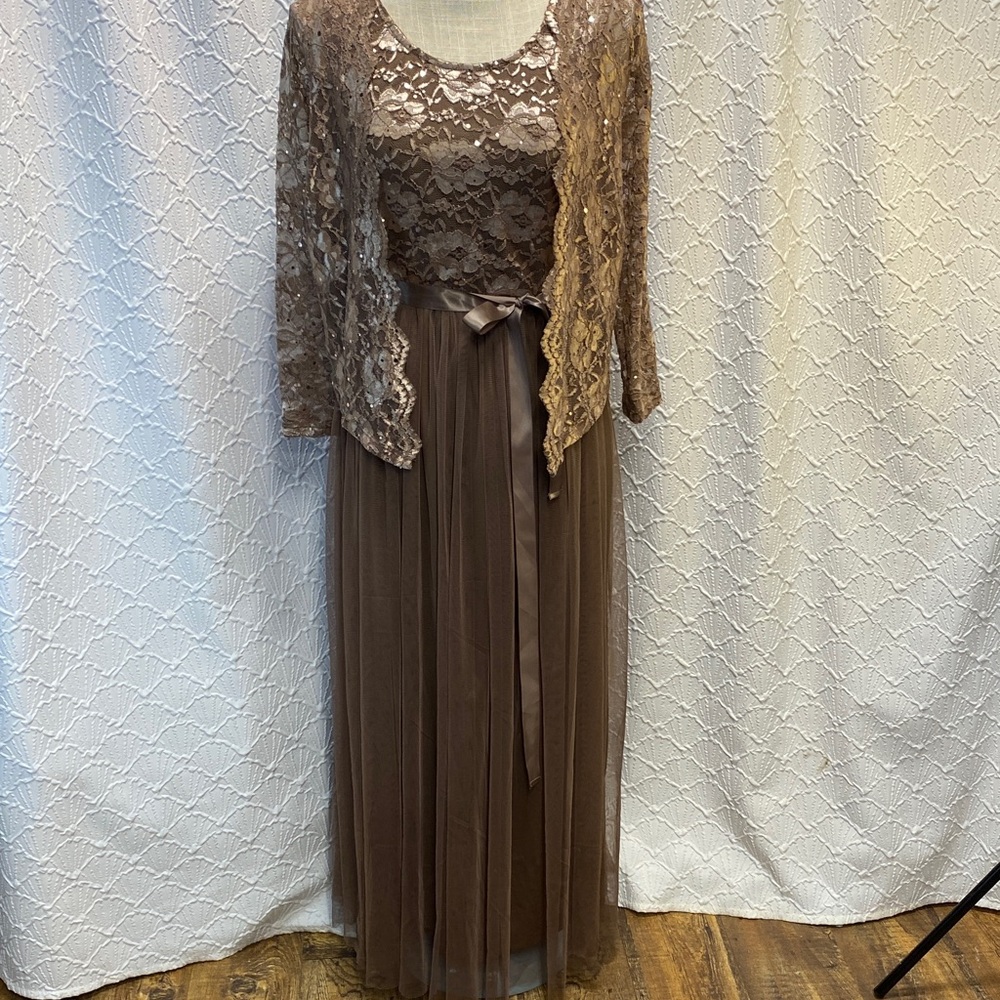 NWOT Candolite Petite small‎ petite Brown bronze Lace Long Sleeve Gown sequins